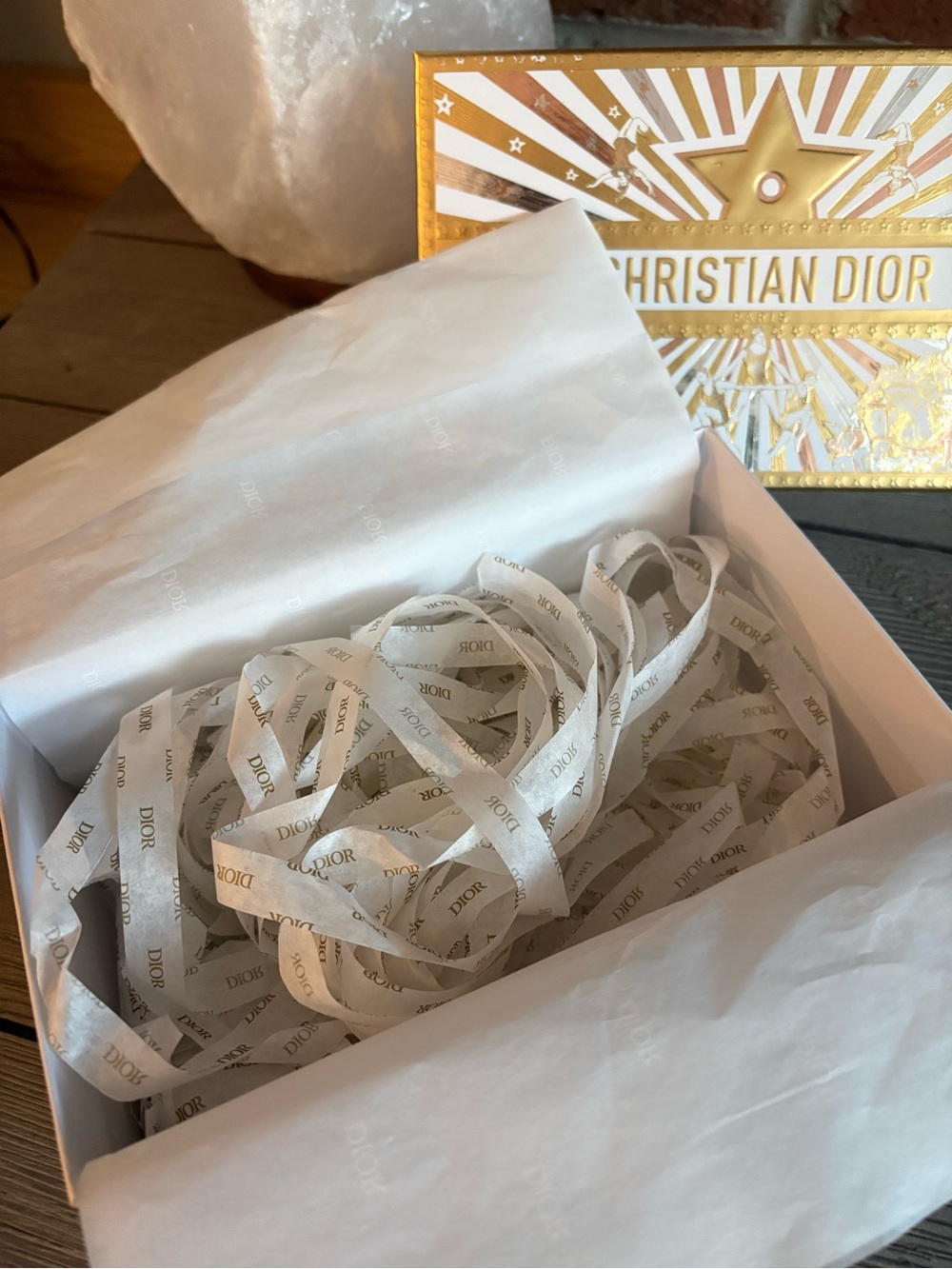Christian Dior Special Edition Gift Box - Picture 9 of 13